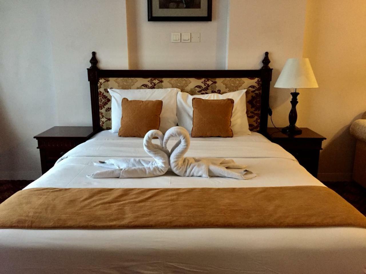 Diwan Al Amir Hotel 2*